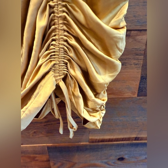 Endless Rose Shirred Gold Satin Ruched Mini Dress NEW - Picture 2 of 13